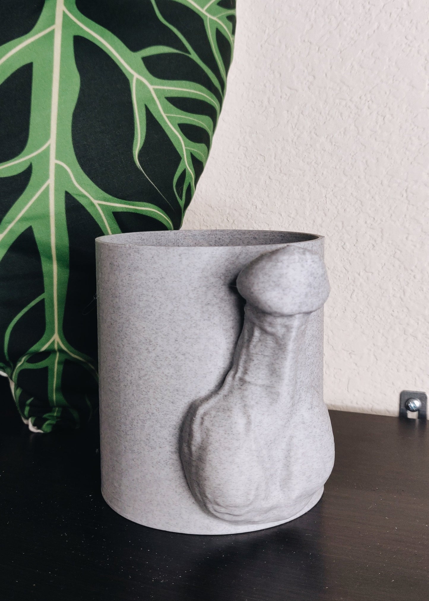 Penis Planter