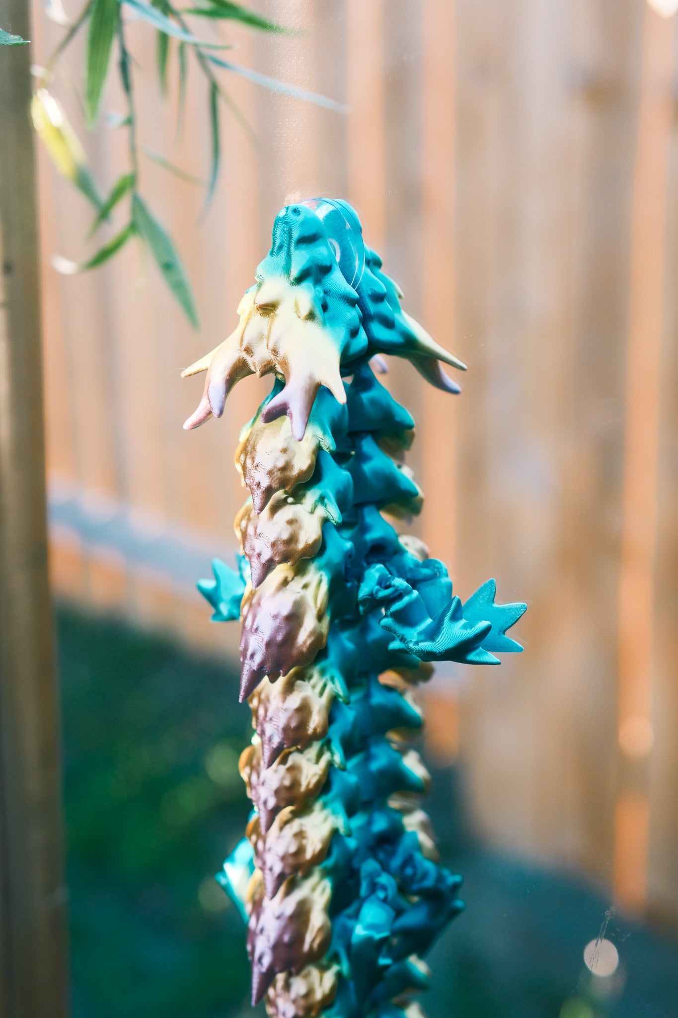Articulated Climbing Dragon with Suction Cups