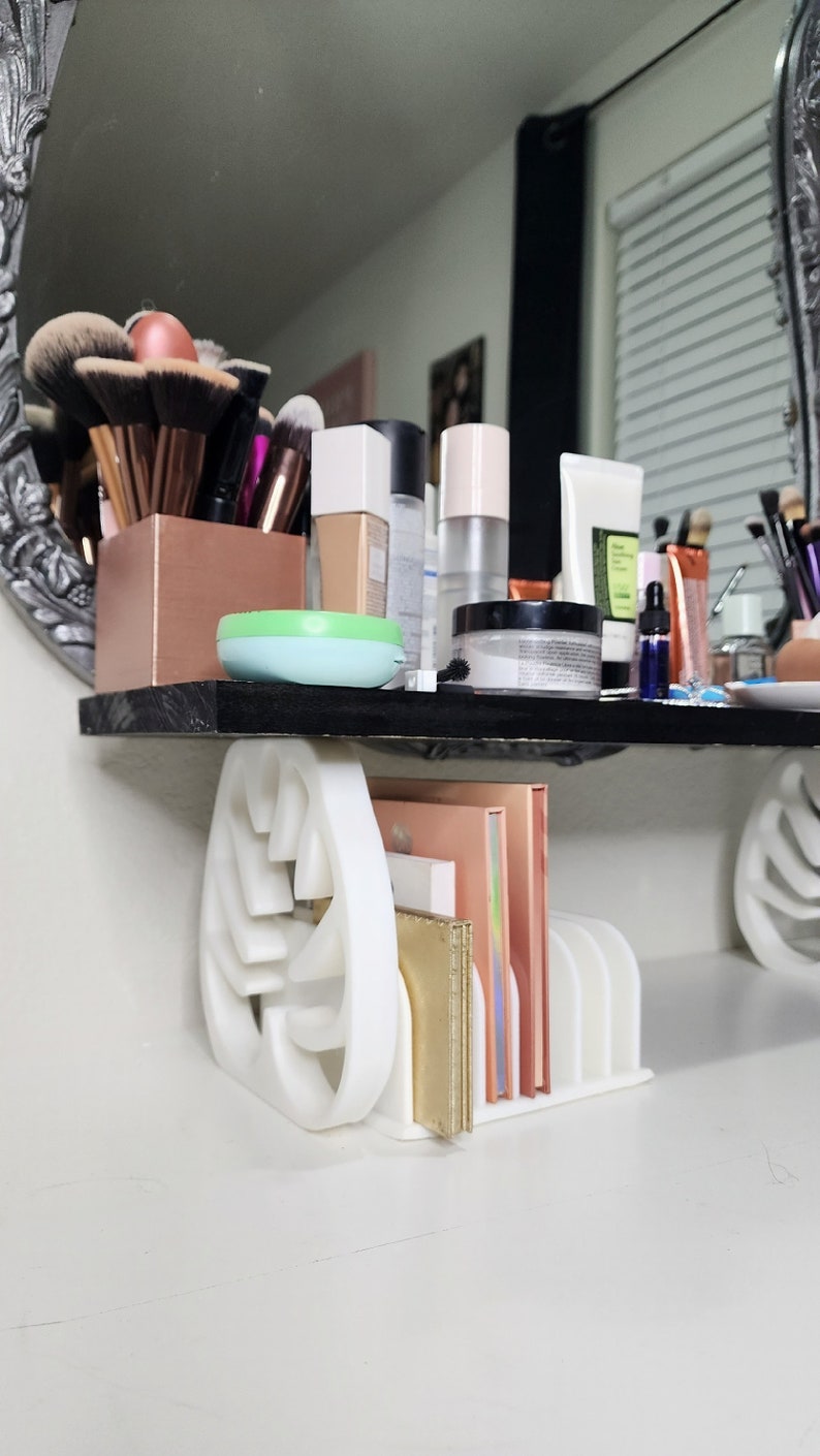 Monstera Leaf Aesthetic Shelf / Monitor Riser