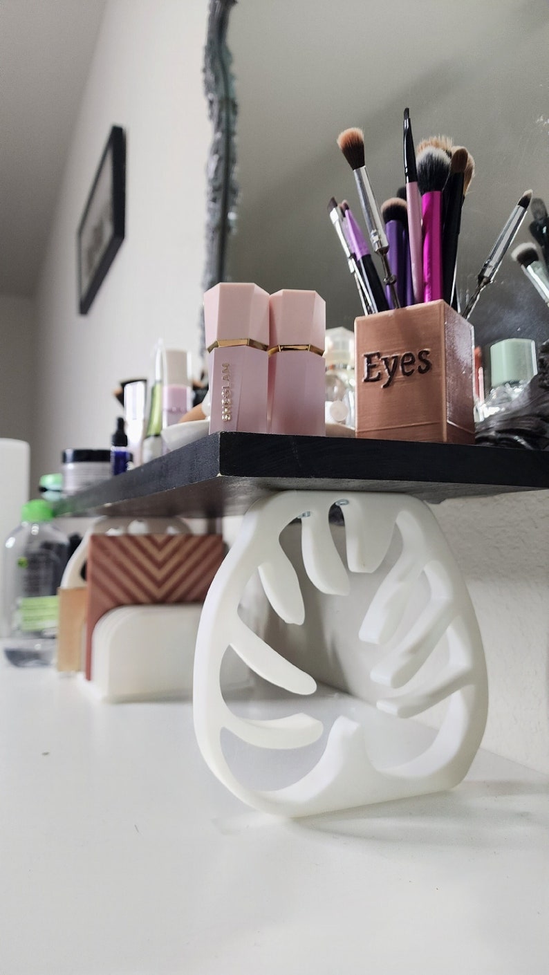 Monstera Leaf Aesthetic Shelf / Monitor Riser