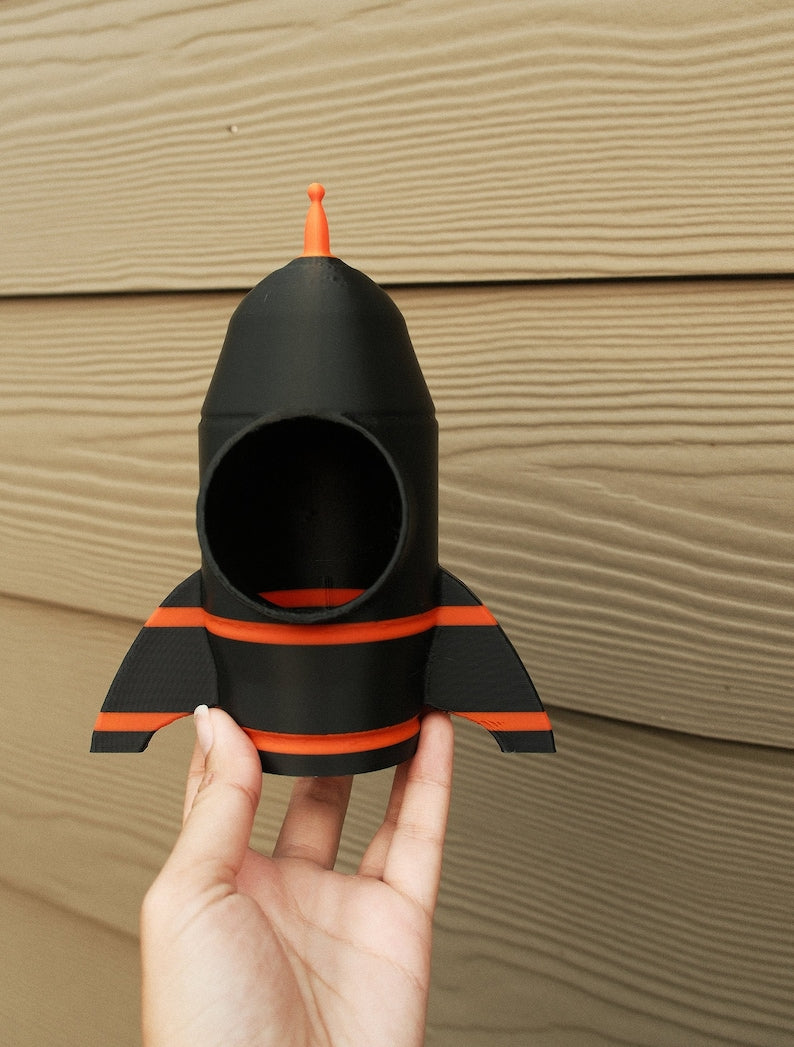 Rocket Ship Hide