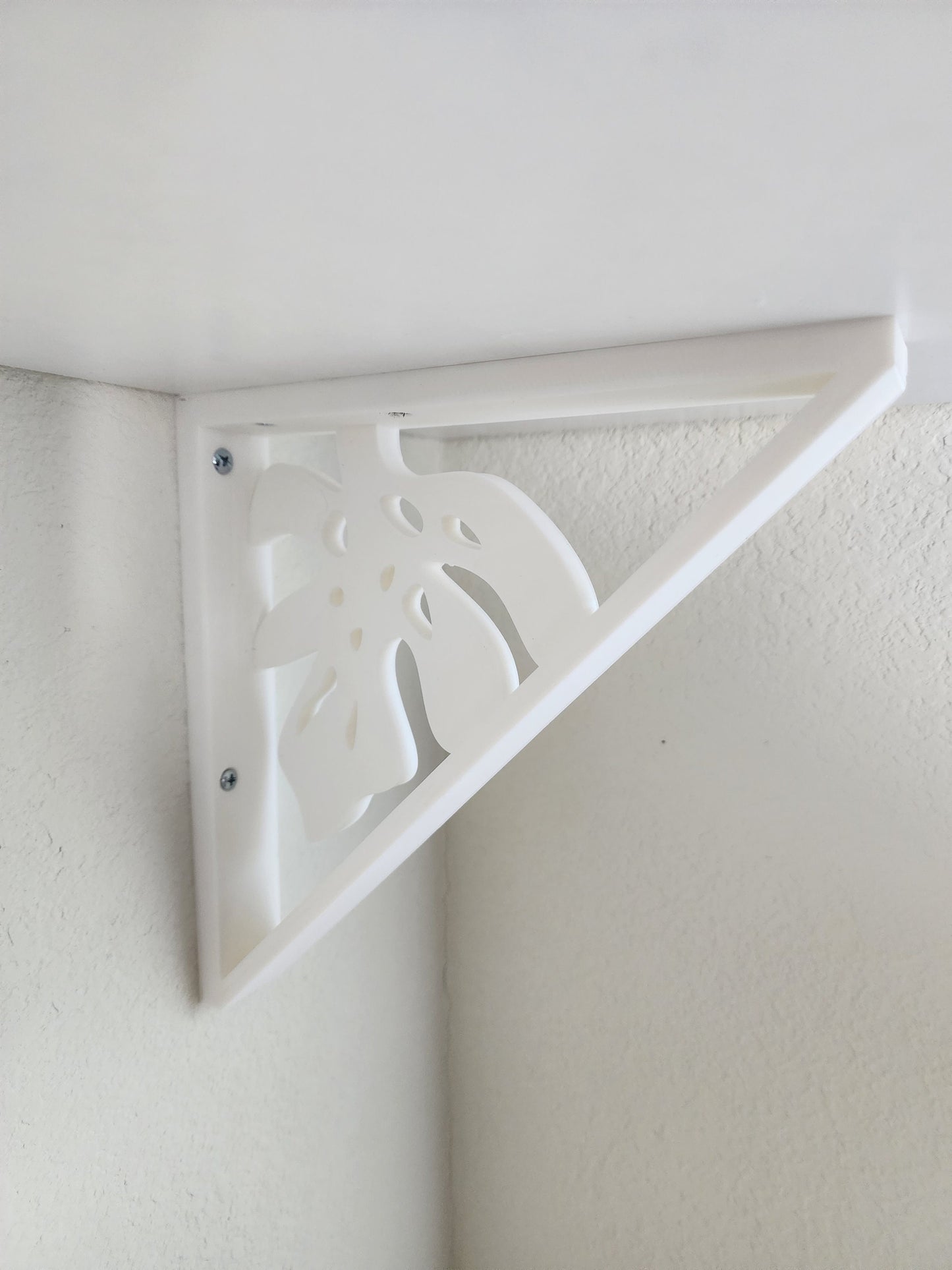 Wall Shelf Brackets with Monstera Leaf Design