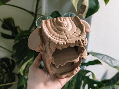 Tree Trunk Hide
